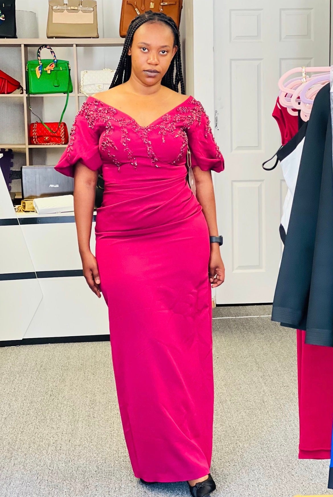 Robe de Soirée Élégance Royale – Couleur Fuchsia